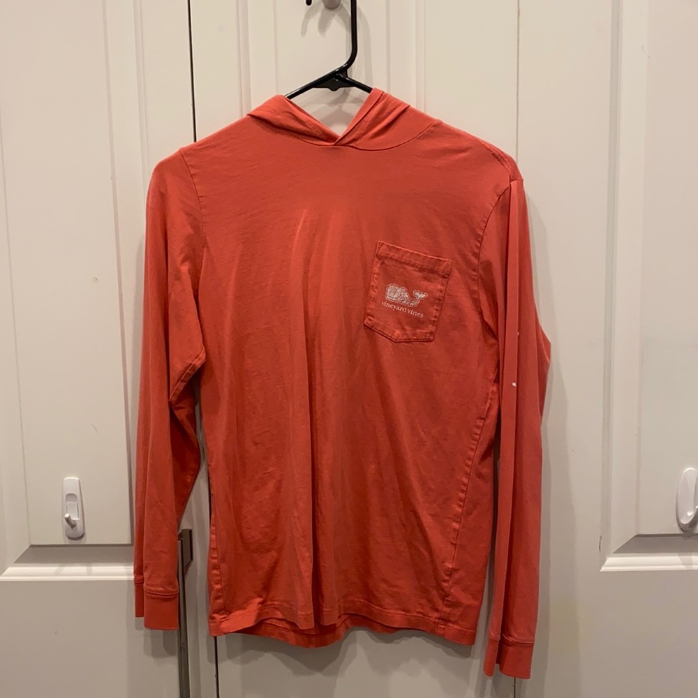 Hooded Long Sleeve With Vineyard Vines Logo